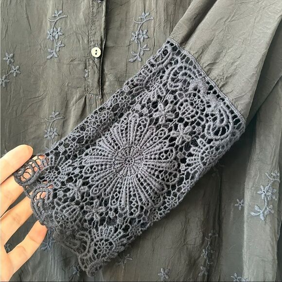 Johnny Was Embroidered Tunic in black - Picture 3 of 8